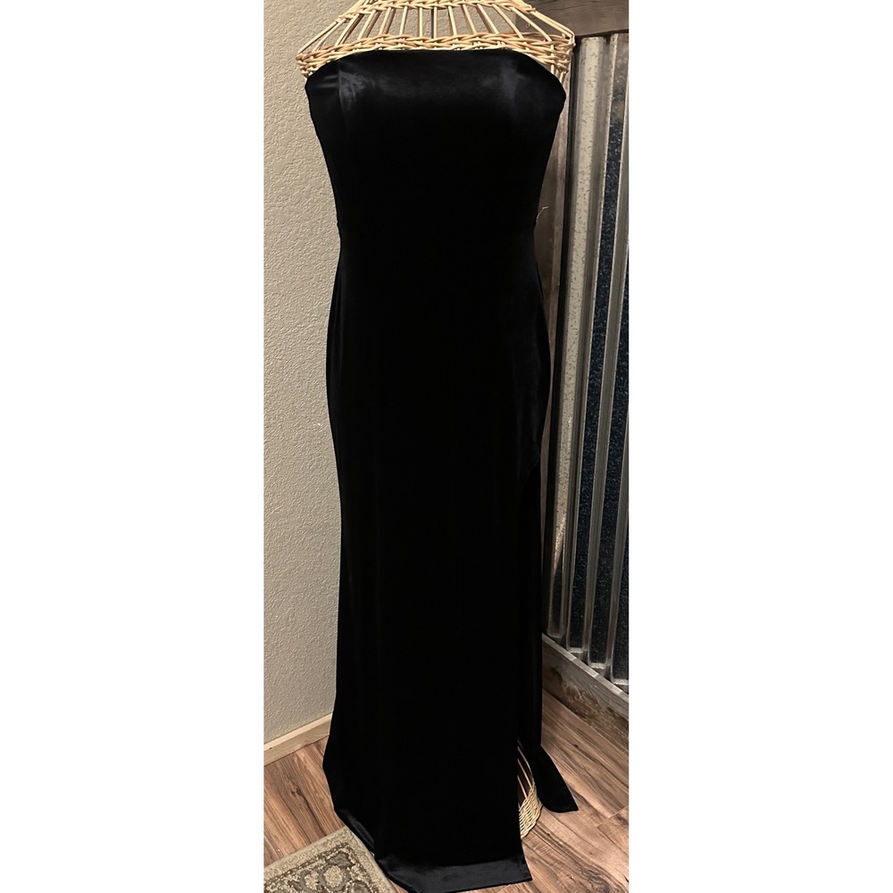 Next Up Black Velvet Strapless Maxi Evening‎ Gown High Slit Formal Dress 11/12